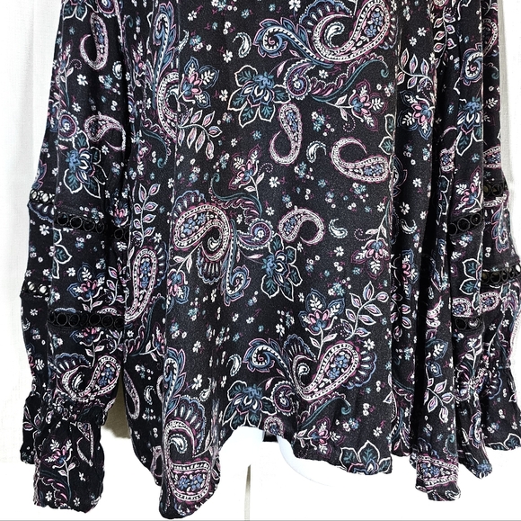 2/$20 Lane Bryant 18/20 Pattern Ls Top - Picture 8 of 8